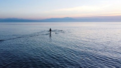 Van Golü'nde sular çekildi! Endişelendiren görüntü...