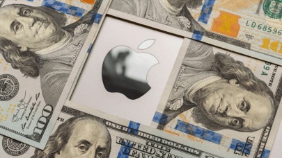 Dolar uçtu,  Apple ürünlerine bir ayda ikinci zam geldi! Fiyatlar aldı başını gidiyor...