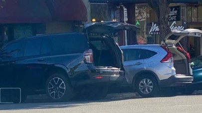 Beyin bedava: Hırsızlığa karşı bagajlarını açık bıraktılar