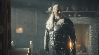 Cem Yılmaz,  Witcher oldu! - VİDEO