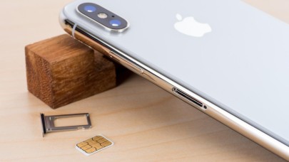 Önce bir 14 çıksaydı: iPhone 15 Pro'da SIM kart girişi olmayabilir