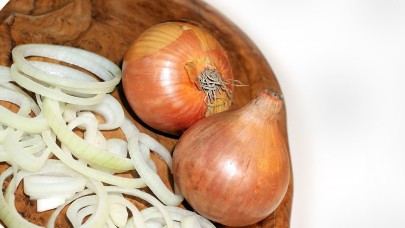 Göz yaşartmayan soğan tartışma konusu oldu!