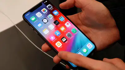 Londra'daki Telefon Hırsızlıklarında İlginç Eğilim: iPhone Dışındaki Cihazlar Geri Veriliyor