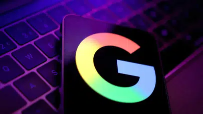 Google’dan Online Alışverişte Devrim: Tek Selfie ile Kıyafet Deneme Dönemi