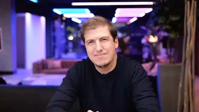 iPhone 17 Lansmanında Türk İmzası: Edelkrone PhoneCLIP Sahneye Çıktı