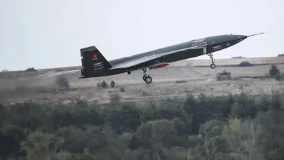 KIZILELMA ve TOLUN Dış Basında Ses Getirdi