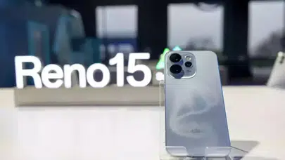 OPPO Reno15 Serisi, Kuzey Işıkları İlhamıyla Kullanıcılarla Buluşuyor