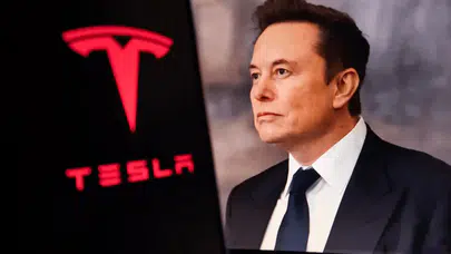 Elon Musk, Tesla'nın İnsansı Robotu Optimus'un 2024'te Piyasaya Sürüleceğini Duyurdu