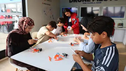 Geleceğin pilotları Şanlıurfa'da yetişiyor: Gençler kendi dronlarını inşa ediyor