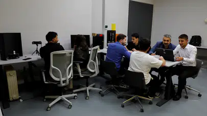 Elektrik hatlarında devrim: Samsun Üniversitesi'nden otonom İHA projesi