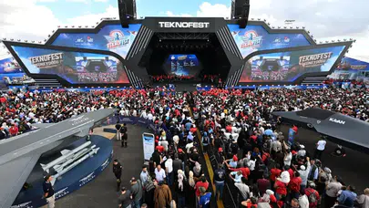 Şanlıurfa'da TEKNOFEST rüzgarı dinmiyor: Türk Yıldızları veda uçuşuna hazırlanıyor