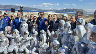 Ay yolculuğu için geri sayım başladı: Bakan Kacır'dan kritik tarih açıklaması
