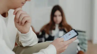 15 Yaş Altına Sosyal Medya Sınırı: Bakanlık Detayları Paylaştı