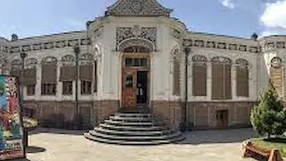 İran'da Dış Turizm Neden Bu Kadar Düşüş Yaşıyor?