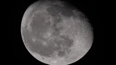 NASA'nın Ay'daki Sismik Aktivite Verileri Neleri Gösteriyor?