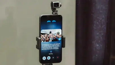 Honor'ın Yeni Robot Telefonu Nedir ve Ne Gibi Özellikler Sunuyor?