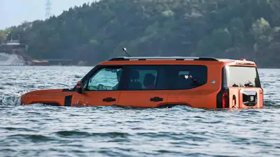 Sadece karada değil suda da fırtına gibi: Chery'den amfibi yetenekli dev SUV