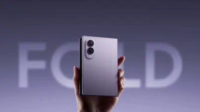 Katlanabilir telefon dünyasında devrim: Samsung rotayı değiştirdi, Fold 8 artık farklı bir kimliğe büründü