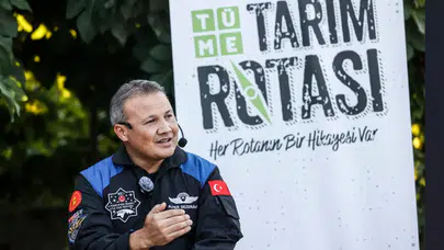 Uzaydan gelen vizyon: Alper Gezeravcı genç üreticilerle köklerine döndü