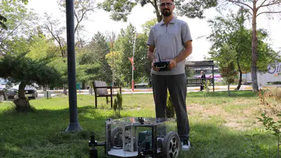 Tarlada yeni dönem: Yapay zeka destekli yerli robotla yabancı otlara savaş açıldı