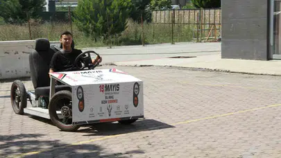 Çarşamba'da hurda malzemelerden elektrikli araç: Öğrencilerden geri dönüşüm hamlesi
