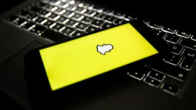 Snapchat'ten genç kullanıcılar için radikal adım: Günlük süre sınırı yolda