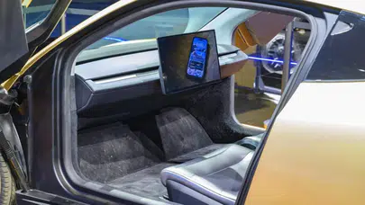 Otomobilde direksiyon devri kapanıyor: Sürücüsüz gelecek kapıda