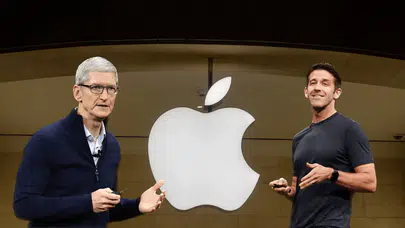 Apple'ın yeni patronu John Ternus resmen görevde: İlk sınavı 9 Eylül'de