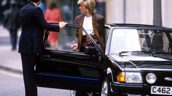 Prenses Diana'nın Ford Escort RS Turbo aracı satılıyor