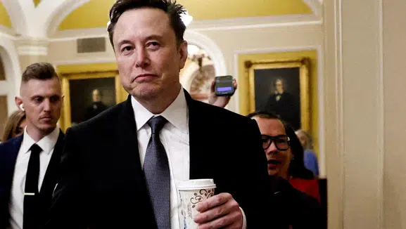 Elon Musk'tan yapay zeka kehaneti: Kontrol artık insanlarda olmayacak