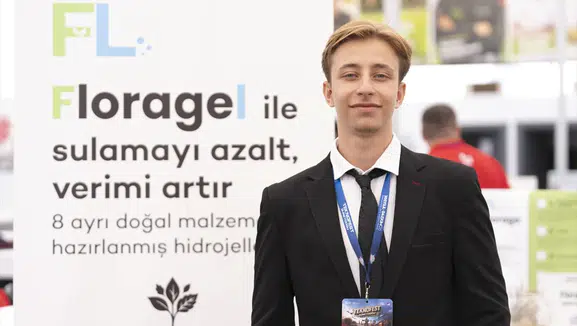 İzmirli gençlerden tarımda devrim: Susuzluğa karşı 'sünger' çözümü