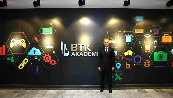 Genç teknoloji tutkunlarına müjde: BTK Akademi'den yaz dönemine özel ücretsiz eğitim seferberliği