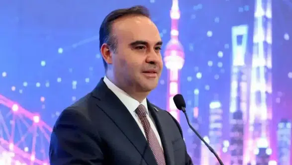 Kuzeyin zirvesine Türk imzası: Bilim heyeti 81 derece enlemde buz hattını aştı