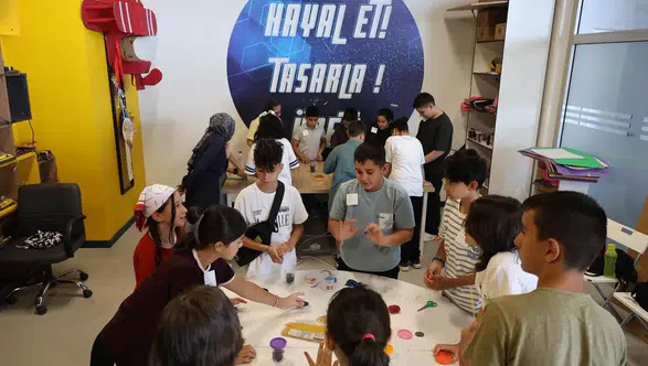 Geleceğin mucitleri iş başında: Kırıkkale'de teknoloji şöleni