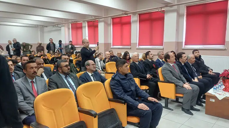 Bolu'da köy okullarında teknoloji rüzgarı: Öğrenciler geleceği kodluyor