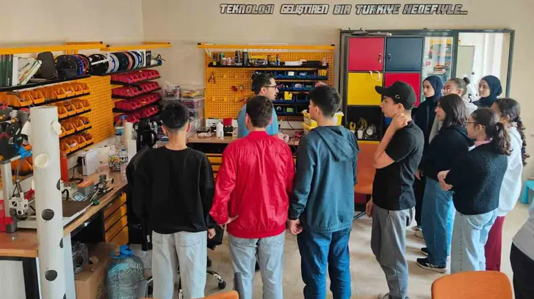 Geleceğin mühendisleri Bayburt'ta yetişiyor: Deneyap'ta yeni dönem heyecanı