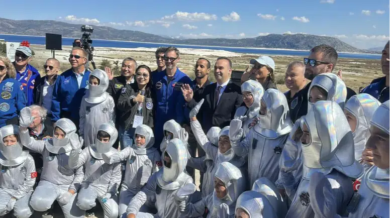 Ay yolculuğu için geri sayım başladı: Bakan Kacır'dan kritik tarih açıklaması