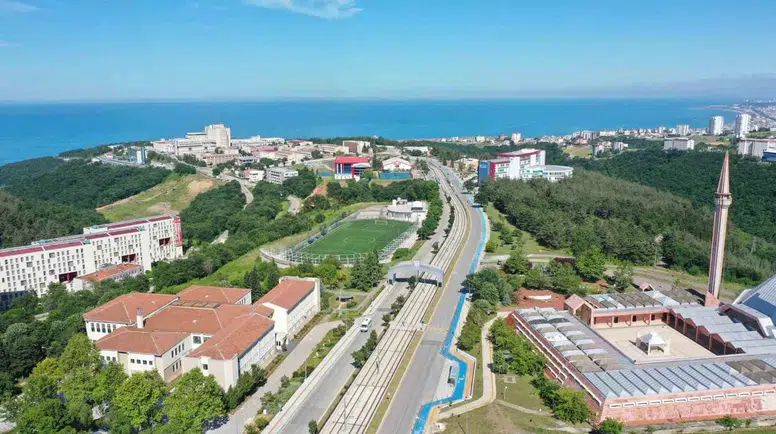 Sürdürülebilirlik yarışında OMÜ'den büyük başarı: Dünya devlerini geride bıraktı