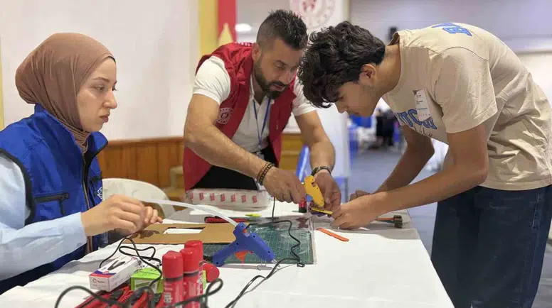 Aydın'ın genç yetenekleri teknoloji dünyasına adım atmak için ter döktü