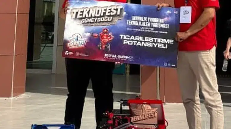 Düzceli genç mucit TEKNOFEST'te zirveye oynadı: Ticari başarı ödülü geldi