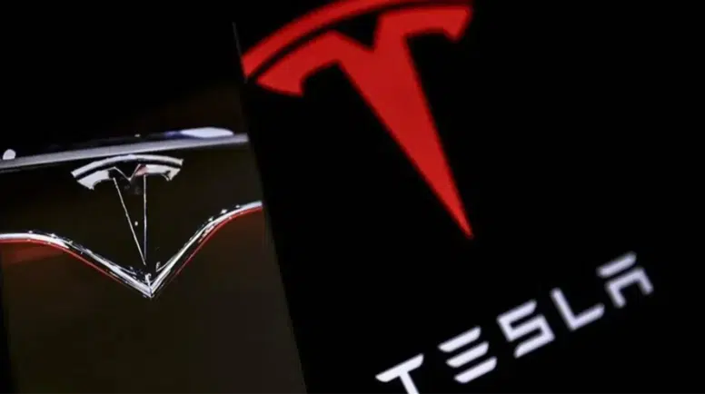 Tesla'dan manuel sürüşte devrim: Direksiyon artık yapay zekaya emanet