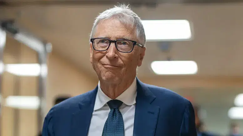 Bill Gates'ten yapay zeka için korkutan uyarı: 1 milyar insanı yok edebilir
