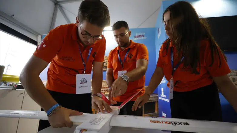 Gaziantepli genç mühendislerden TEKNOFEST'te şampiyonluk geleneği
