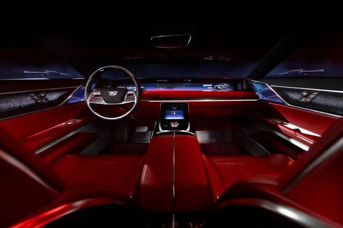 Cadillac'ın Orta Çağ'dan ilham alan elektrikli aracı Celestiq 10