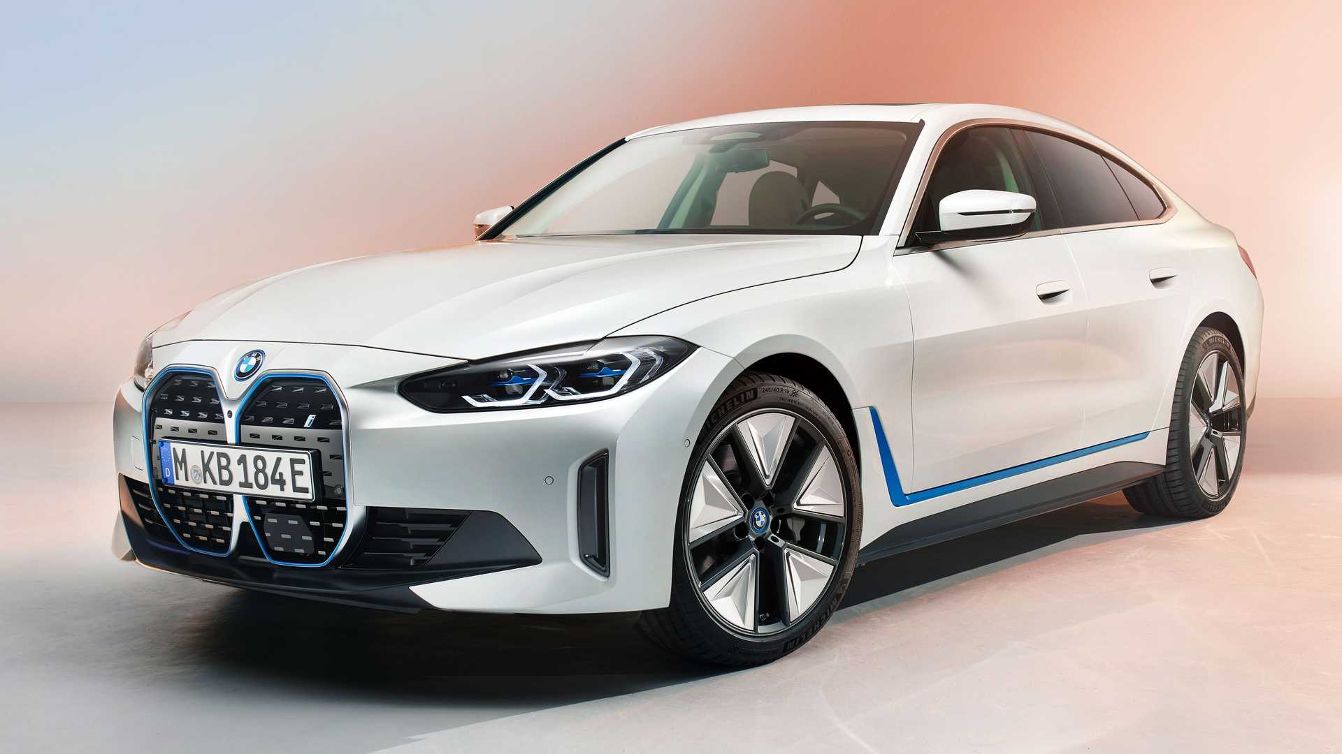 2022-bmw-i4