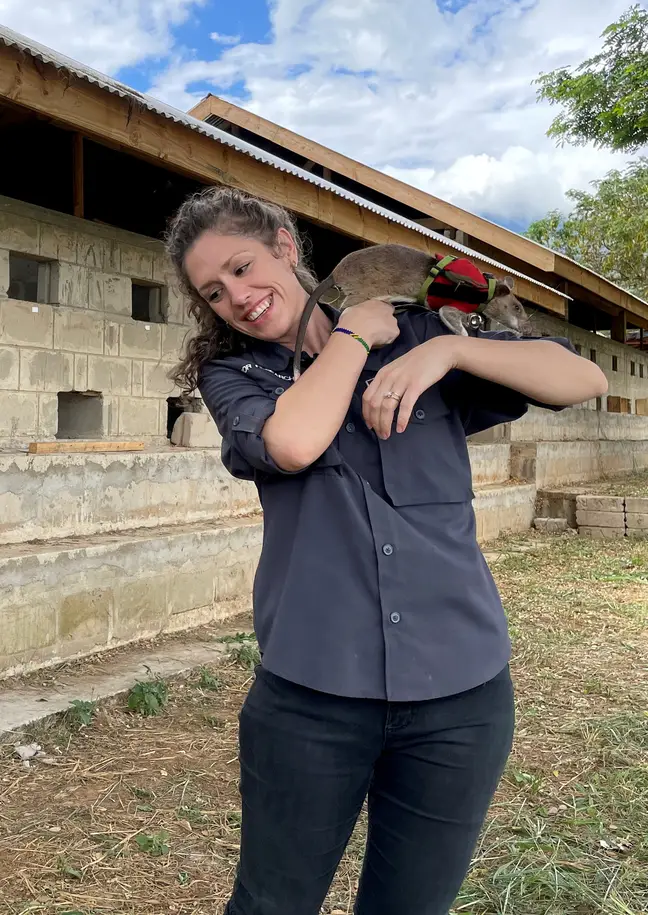 fareler depremzedeleri kurtarıyor (3)