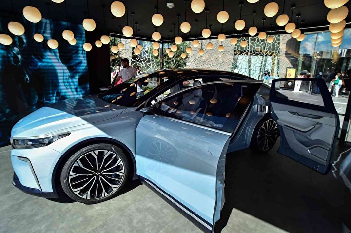 Togg sedan konsepti Zorlu Center’da vatandaşla buluştu! Yerli otomobile büyük ilgi 1