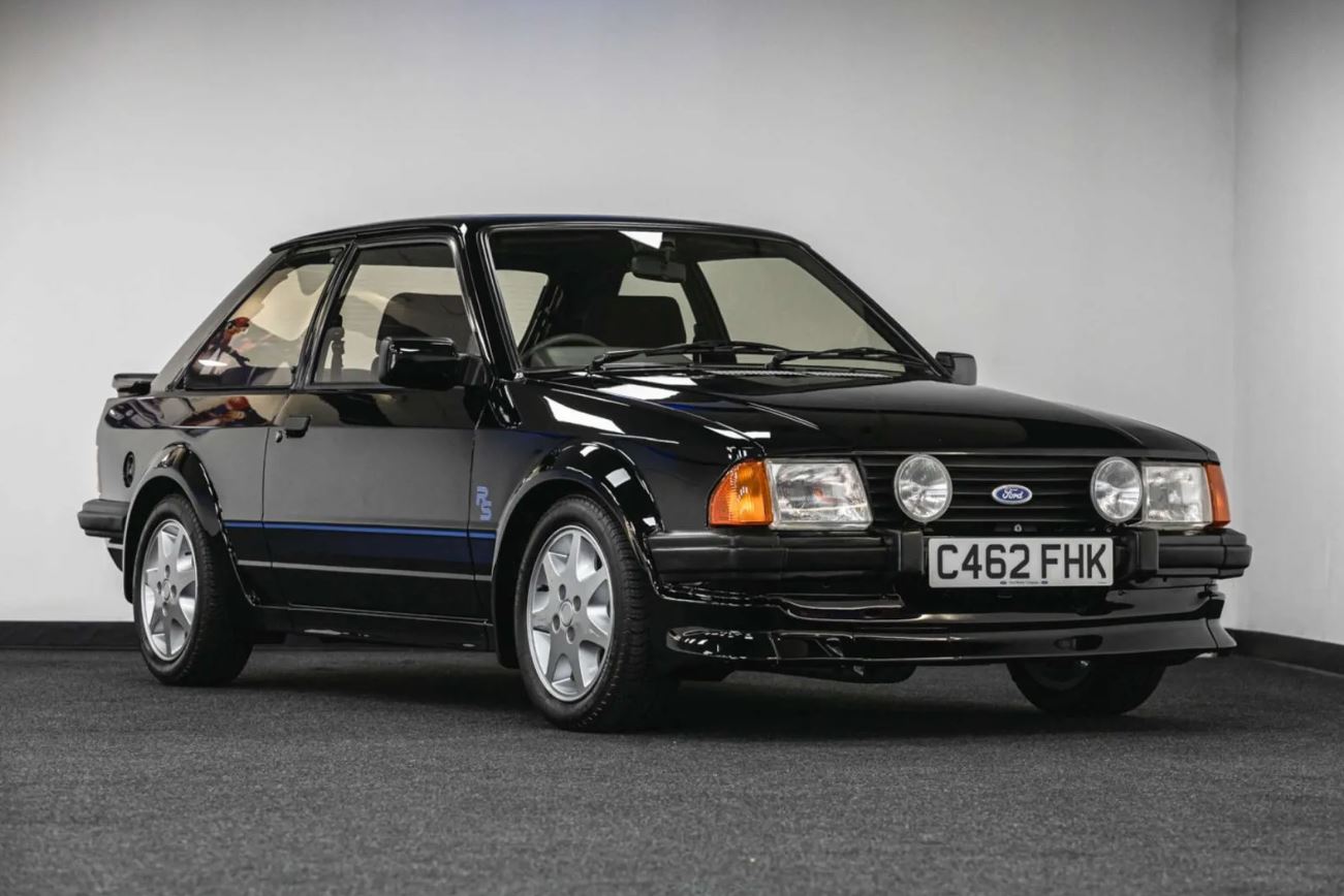 Prenses Diana'nın Ford Escort RS Turbo aracı satılıyor 2