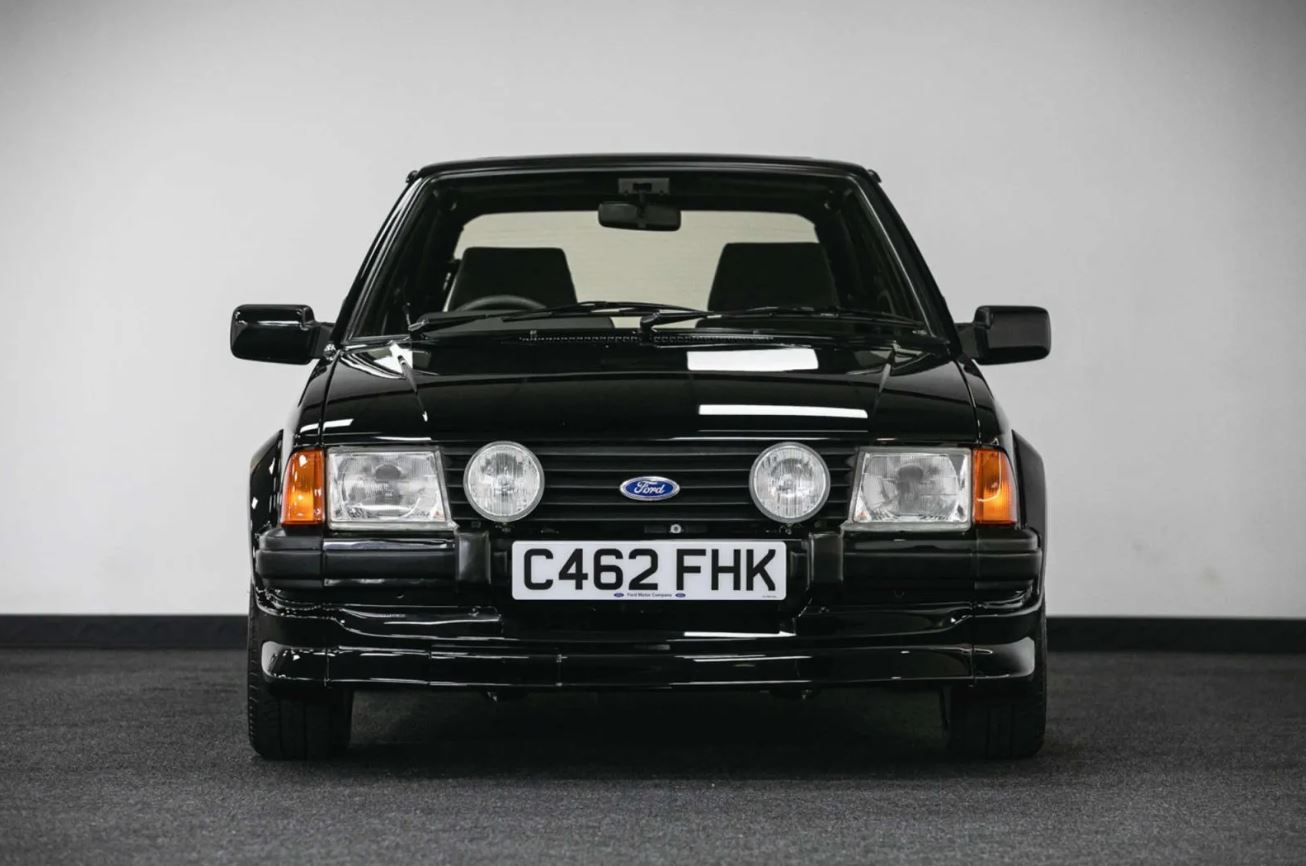 Prenses Diana'nın Ford Escort RS Turbo aracı satılıyor 7