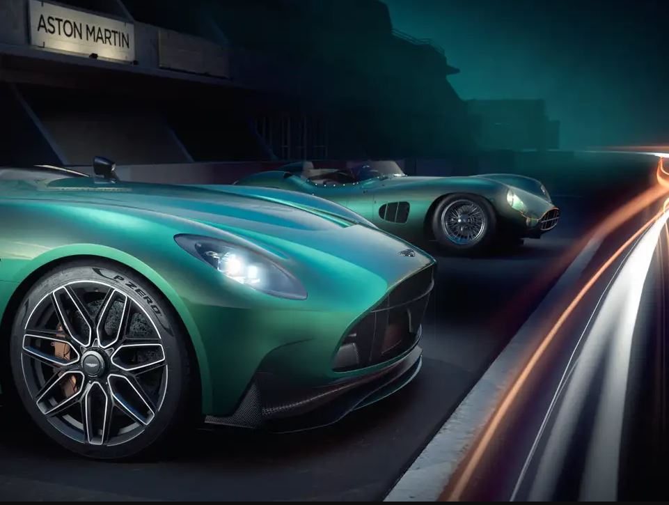Tavanı ve ön camı olmayan Aston Martin DBR22 geçmişe bir saygı duruşu! 1